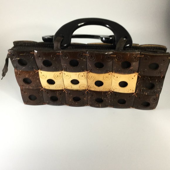 WNW Coconut Shell Woven Patchwork Purse Coconut - Picture 4 of 6